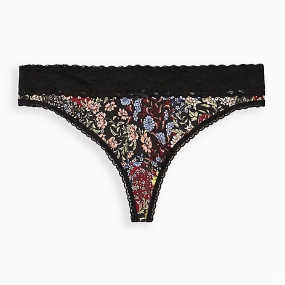 Torrid Size 2 Navy Cotton Wide Lace Thong NWT